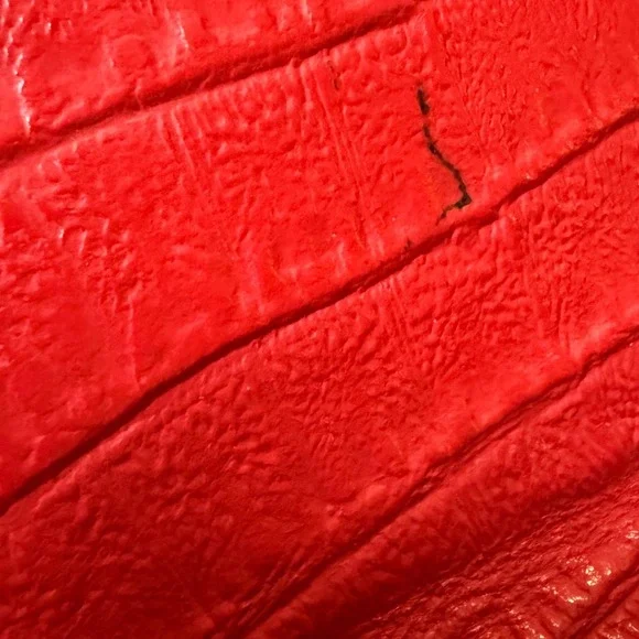 Vintage Valentino Red Embossed Leather Envelope Clutch Laptop Sleeve 14 Bag